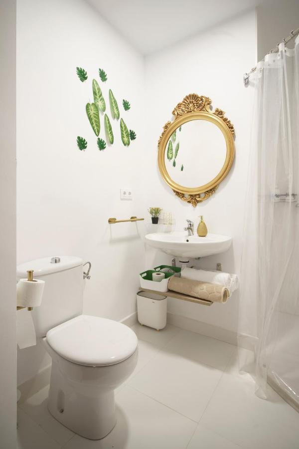 Apartamento Turistico Travelers บาเอนา ภายนอก รูปภาพ